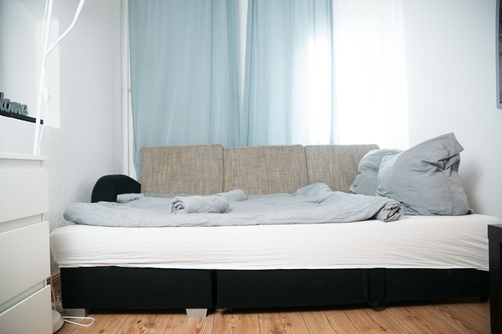 Bed'n'Work Apartment Mitte — 4