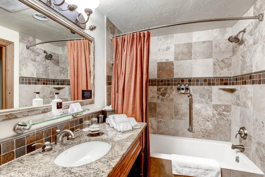 The Pines Lodge, a RockResort, by Vail Resorts - Général