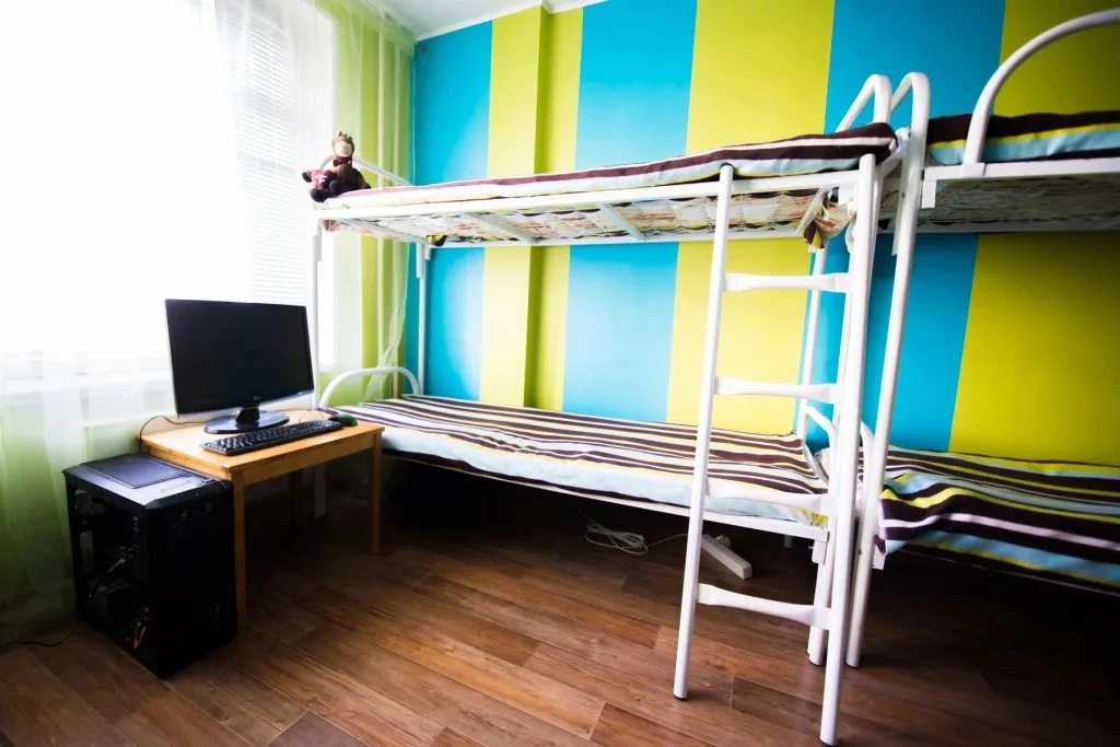 Hostel Start 2 — 4