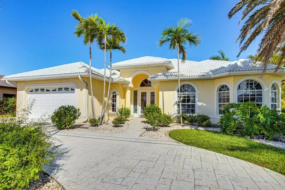 Tarpon Point Retreat w/ Dock: 1 Mi to Marina!