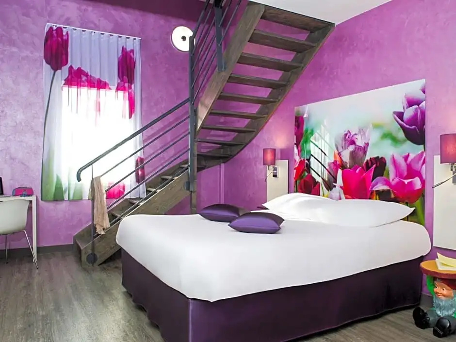 Standard Family Suite