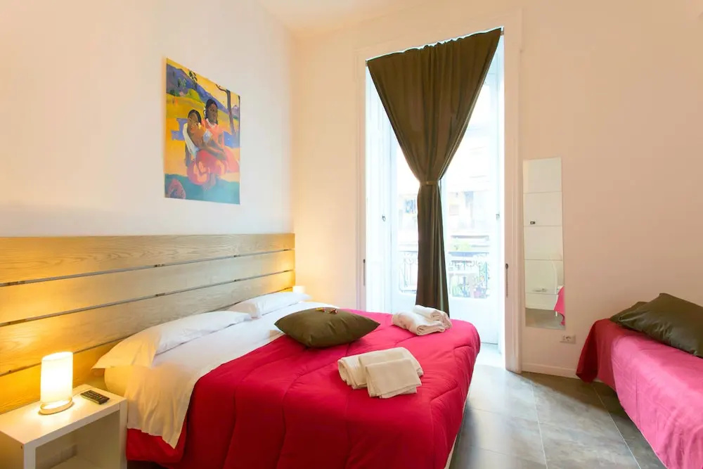 Standard Triple room with balcony