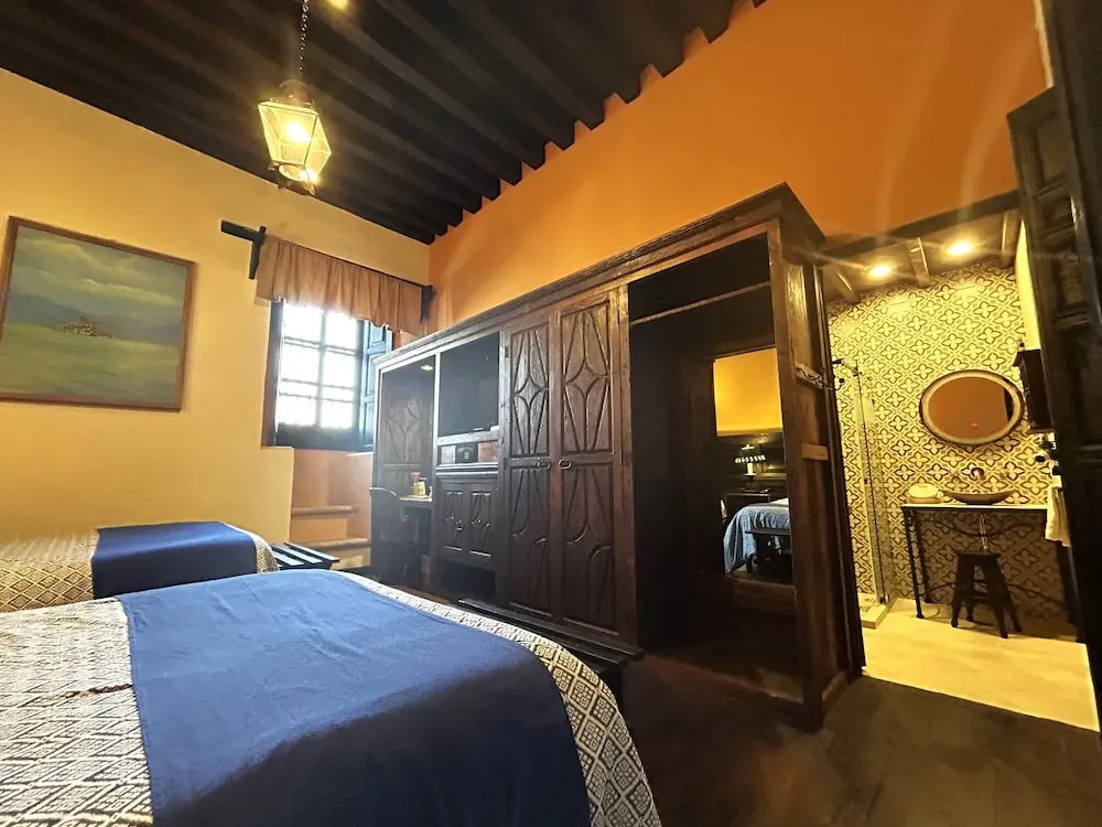 Hotel Mansion Iturbe - Chambres