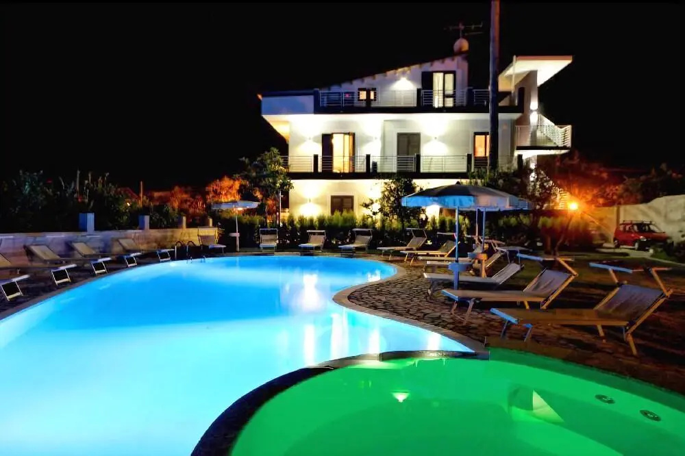 Hotel photo 30
