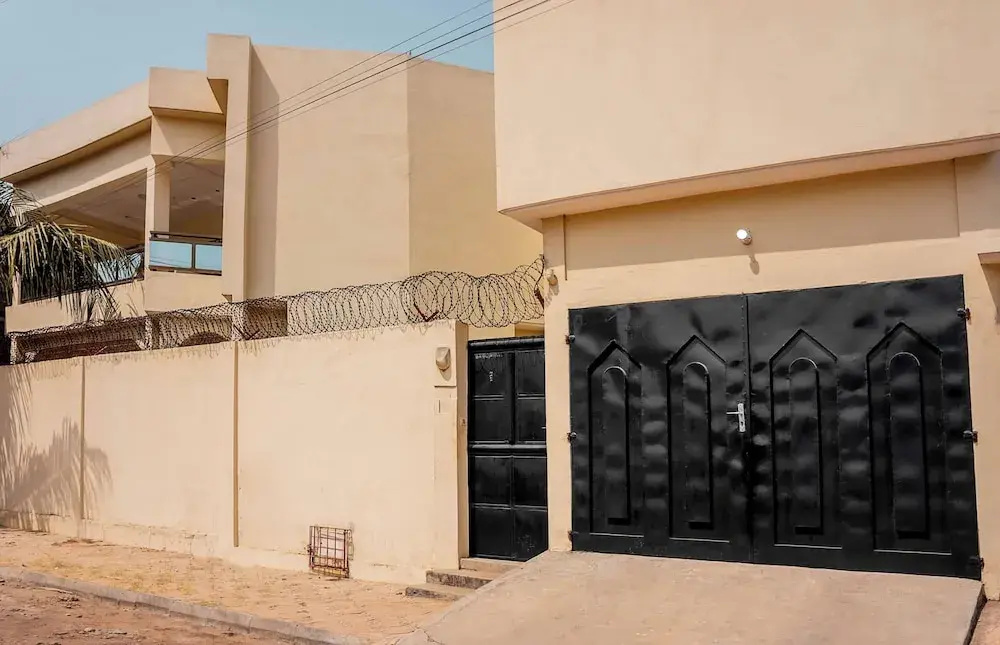Lome City Apartment - 3 Bedrooms