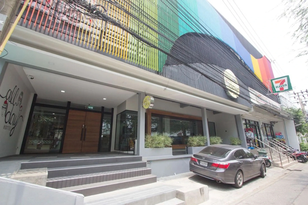 All day hostel @ BTS Bang Chak by ZUZU — фото