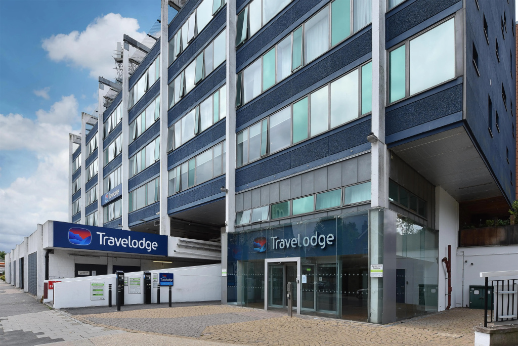 Travelodge London Teddington — фото