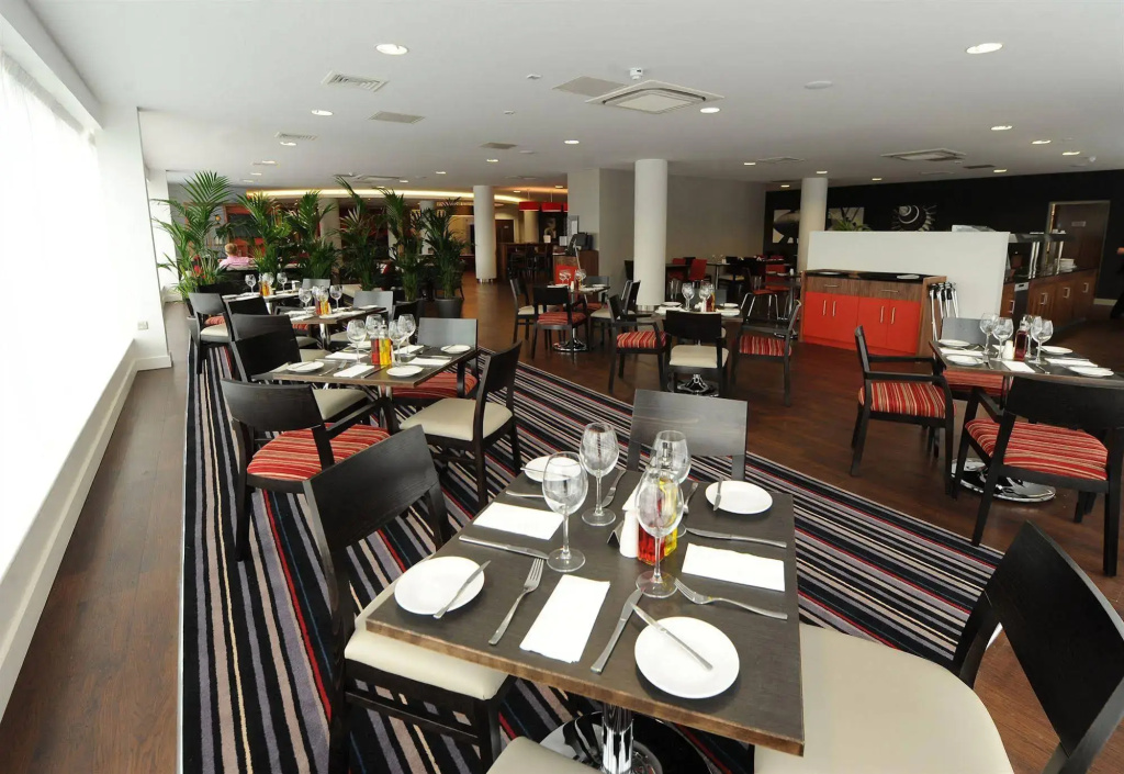 Holiday Inn London - Luton Airport by IHG - фото 33