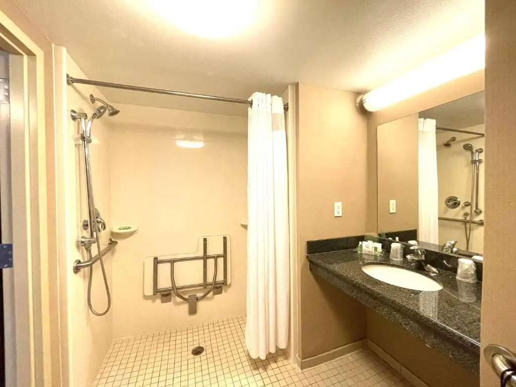Crowne Plaza Ft. Myers Gulf Coast by IHG - Chambres