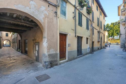 Image 10