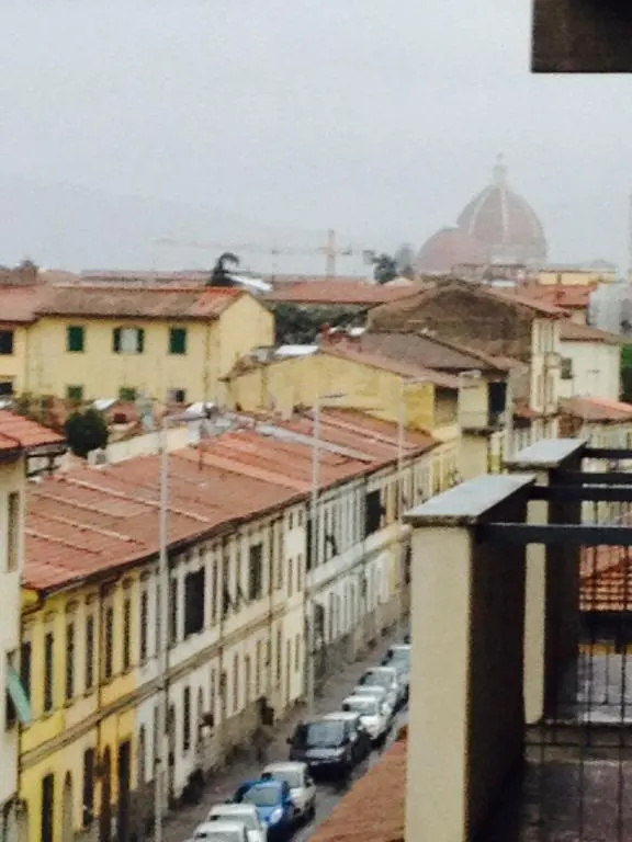 La tua Casa a Firenze con parcheggio privato per 2 auto