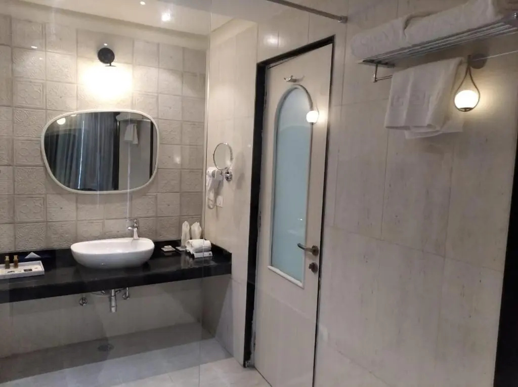 Standard Double room with balcony (twin beds)