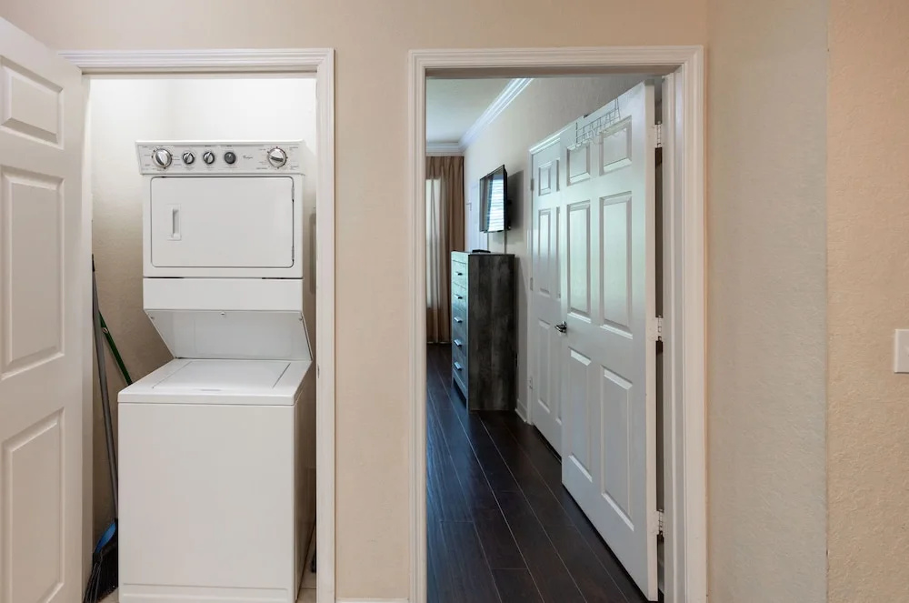 8010tw Unit 3205 - Tuscana Resort 3 Bedroom Condo by RedAwning