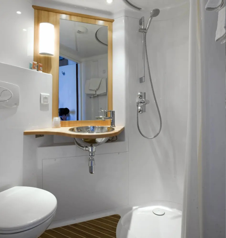 Standard Double room full double bed
