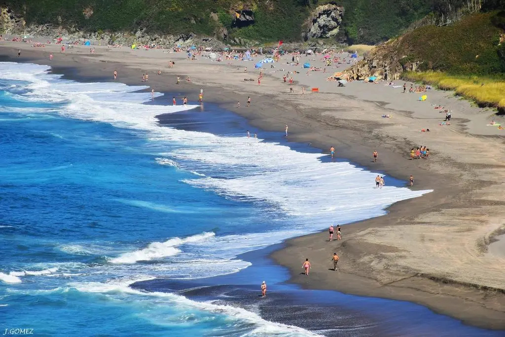Beach & Waterfront
