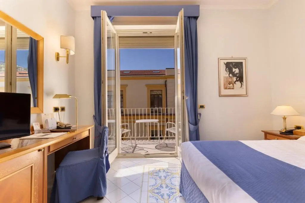 Continental Hotel - Chambres