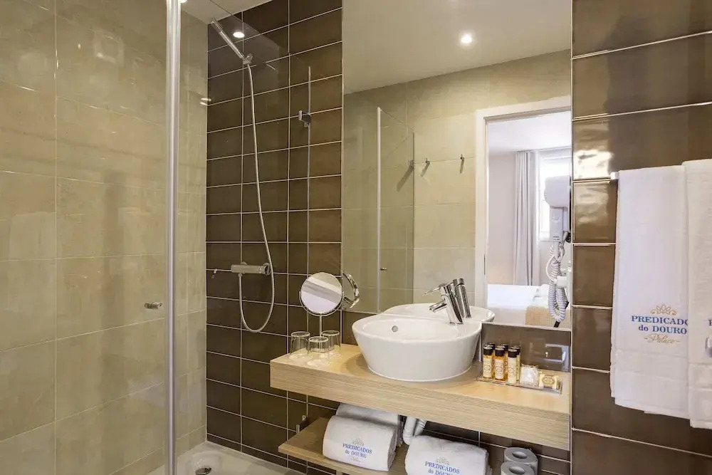 Predicados do Douro Palace by null