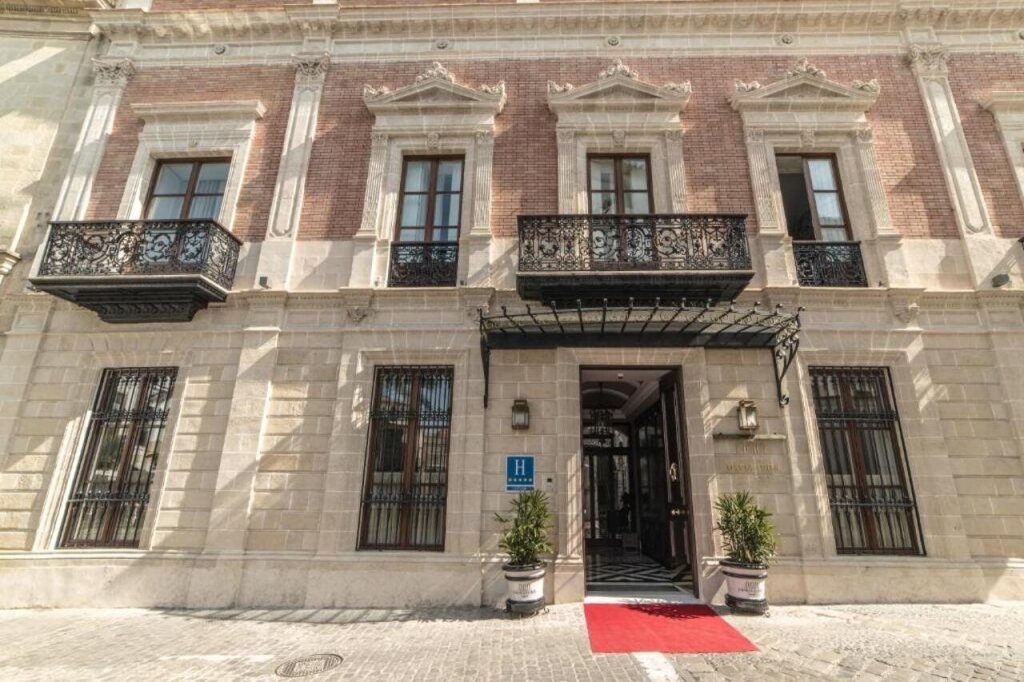 Casa Palacio María Luisa by null