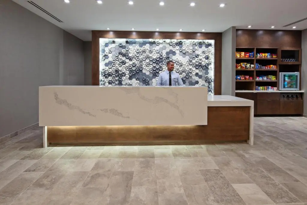 SpringHill Suites by Marriott Escondido Downtown - 2