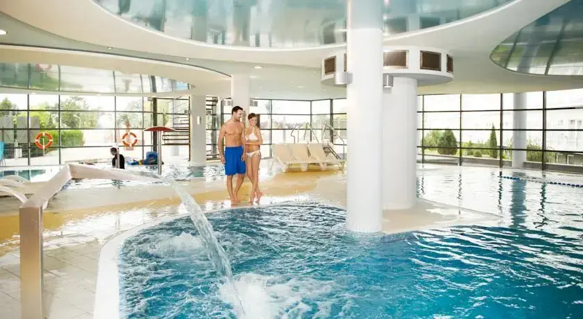 Ikar Plaza - Général