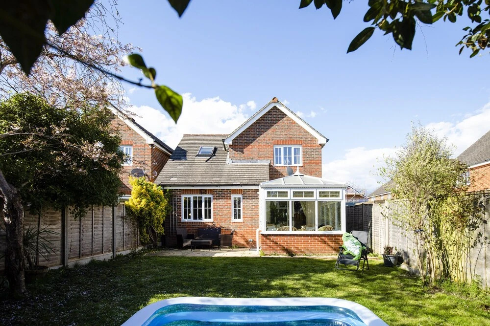 South Downs retreat house with parking
