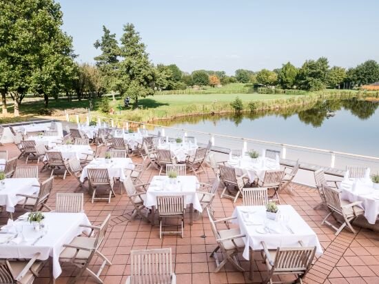 Golfhotel & Restaurant Lindenhof image