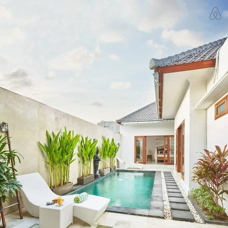 1BR Private villa seminyak,20mint walk 2 the beach