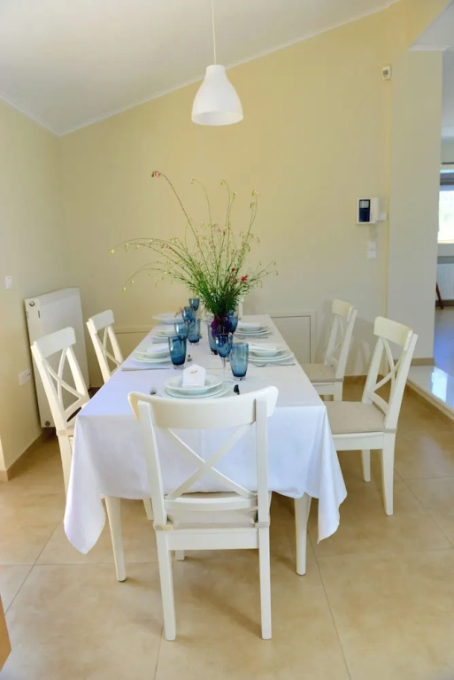 5 Bedrooms Villa with sea view