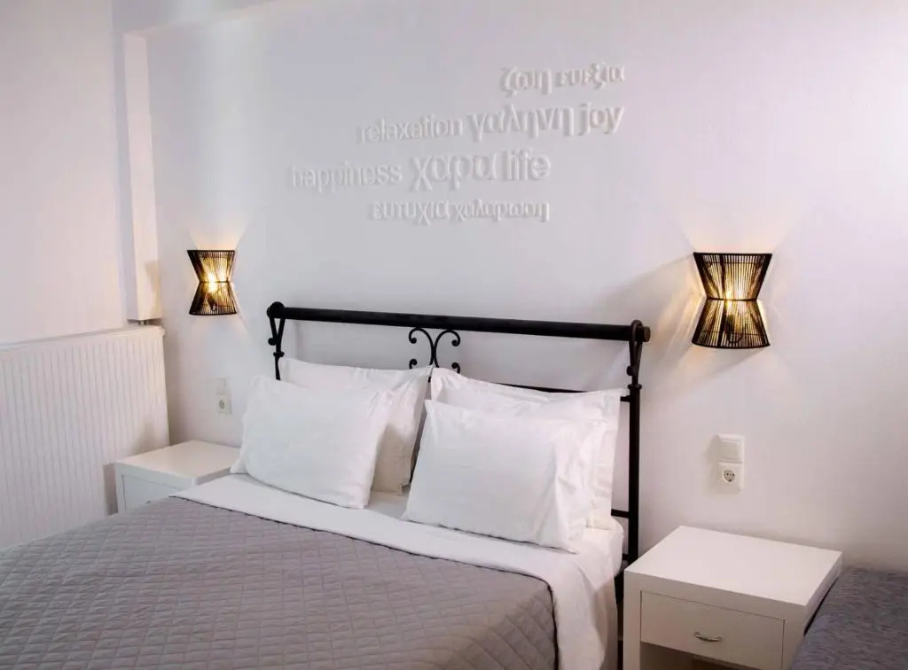 Deluxe Double room with sea view (full double bed)