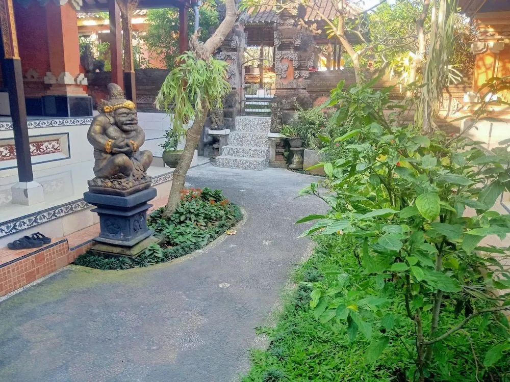 Ida Guest House