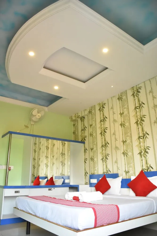Executive Double room (full double bed)