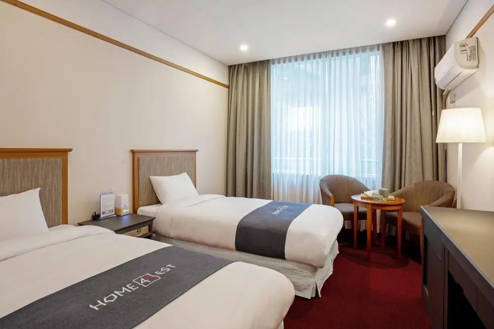 Standard Double room (twin beds)