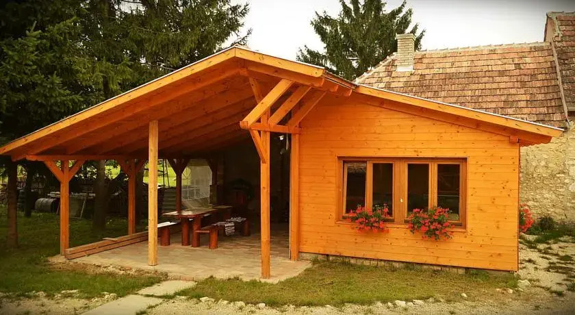 Almaliget Apartmanház - фото 8