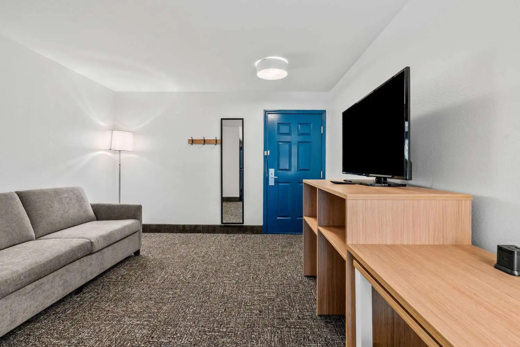 Double Studio (full double bed)