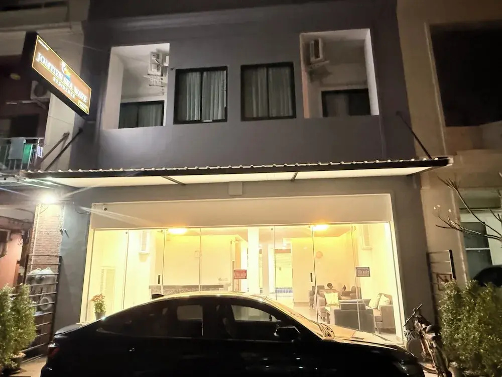 Отель Velora Jomtien Residence в Паттайе