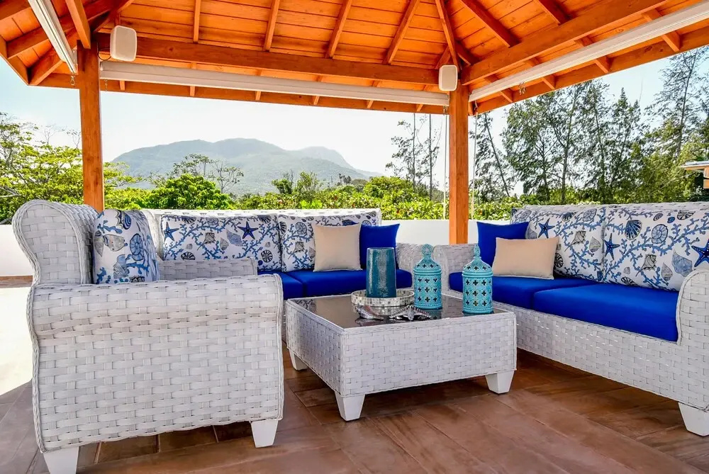 Balcony & Terrace