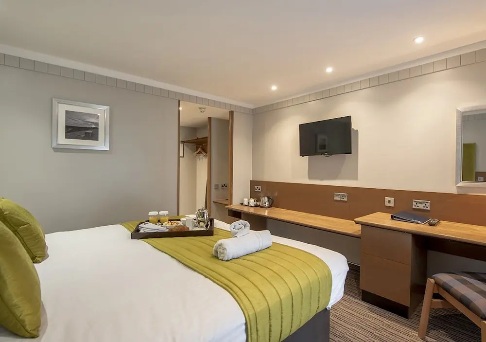 Standard Double room (full double bed)