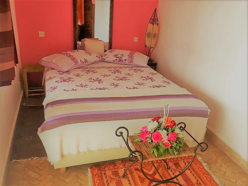 Standard Double room with courtyard view (full double bed)