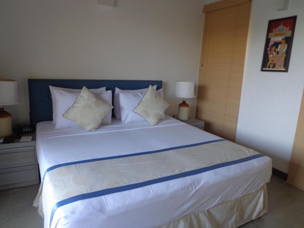 South Lake Resort