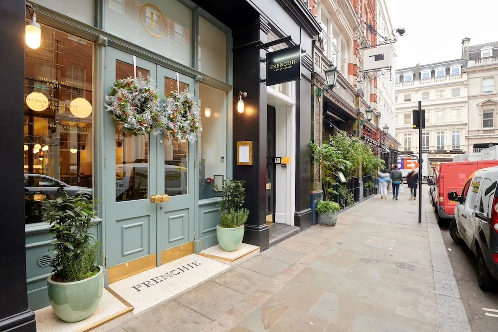 Deluxe Covent Garden Suites by Sonder