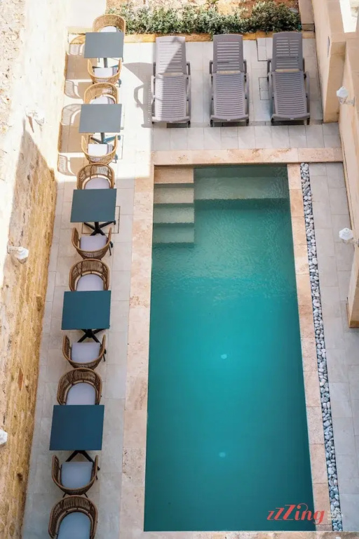 Standard Double room with balcony and with pool view full double bed