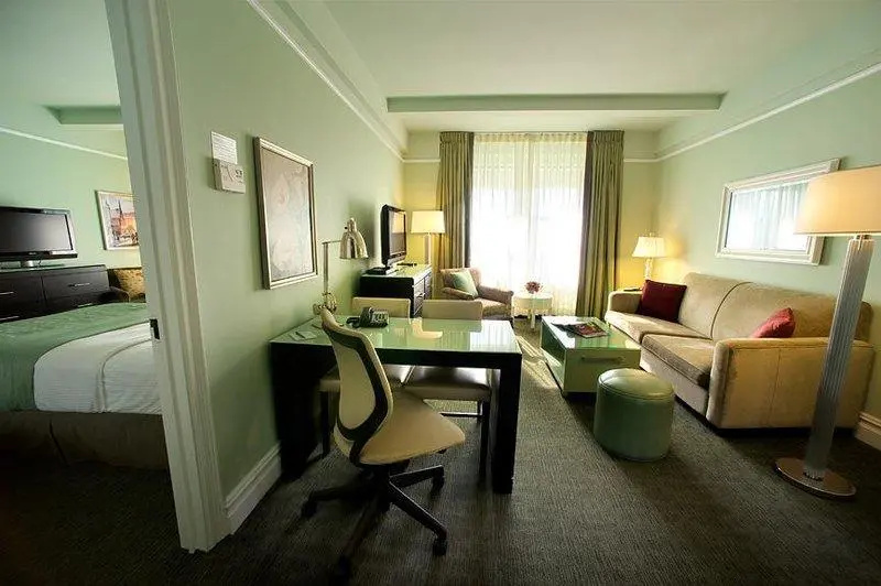 Penthouse Suite