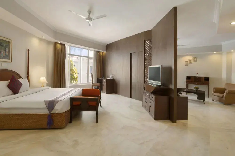 Holiday Inn - фото 5