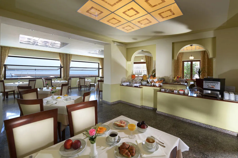 Hotel photo 32