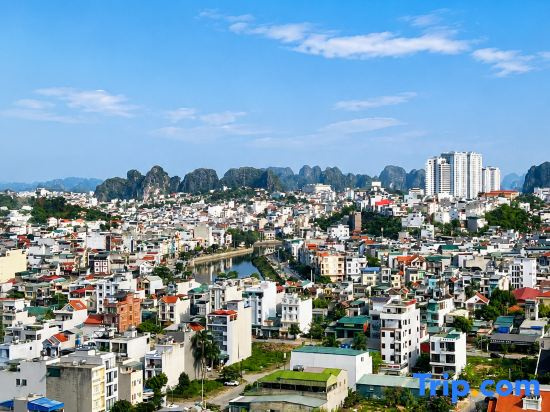 Ruby Cozy Homestay Ha Long