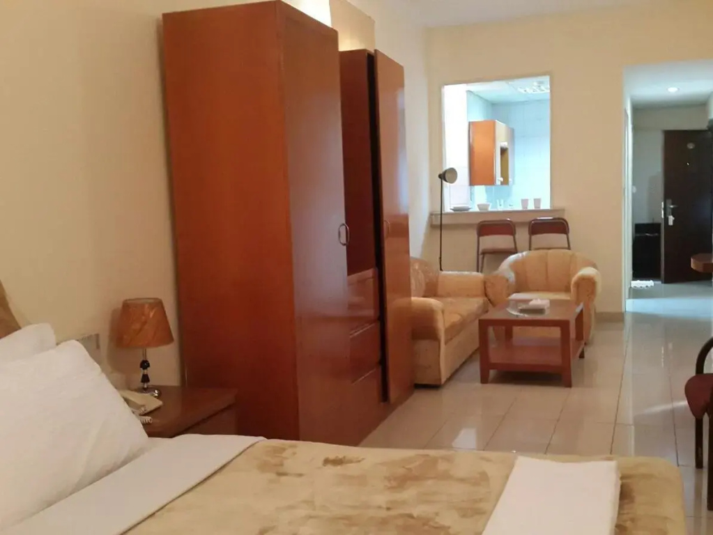 Отель Al Raein Hotel Apartments в Дубае