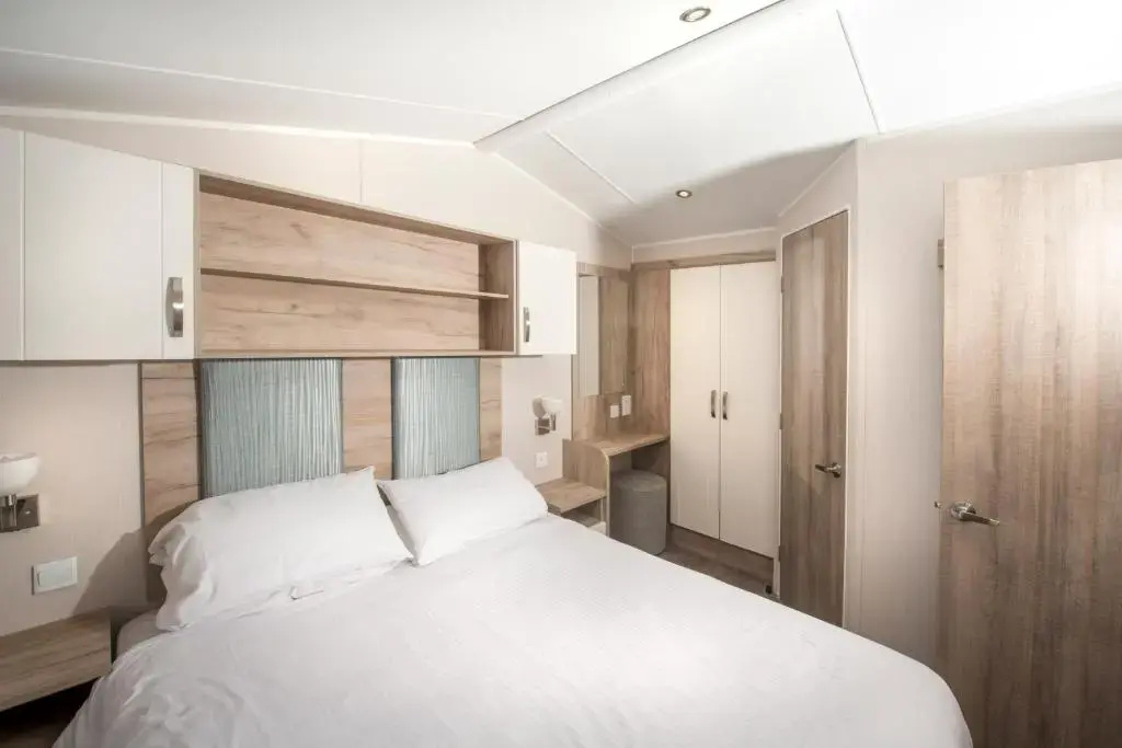 Platinum room