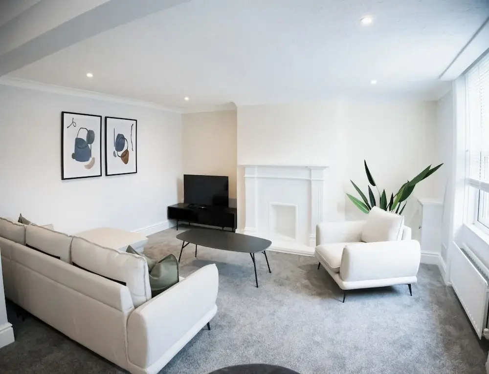 Boughton House Apartments by Guestz