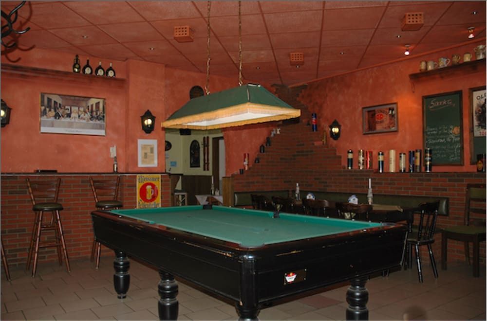 gallery_image_hidden_16