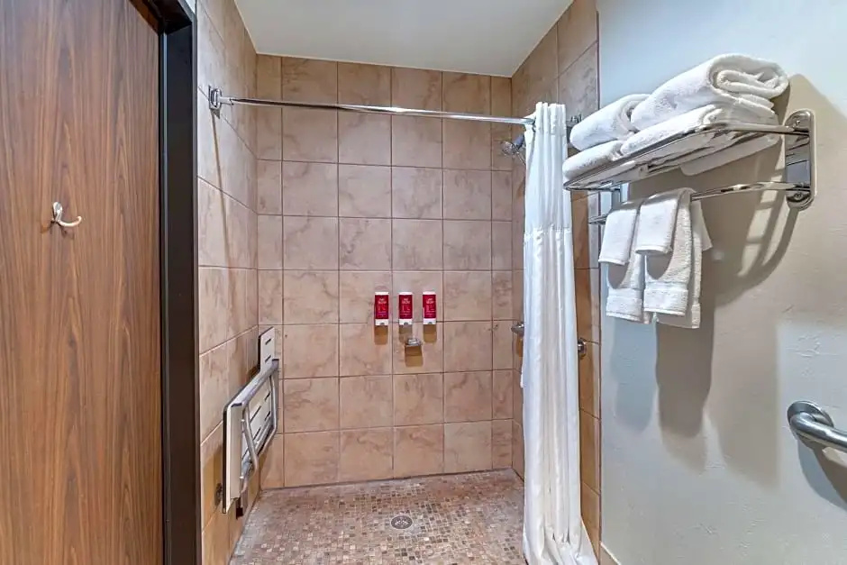 SureStay Plus Hotel by Best Western Price - Chambres